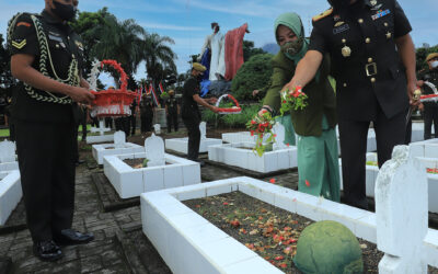 ZIARAH DAN TABUR BUNGA