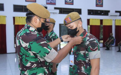PETEMBAK RUDAL STARSTREAK DAN OPERATOR TARGET DRONE